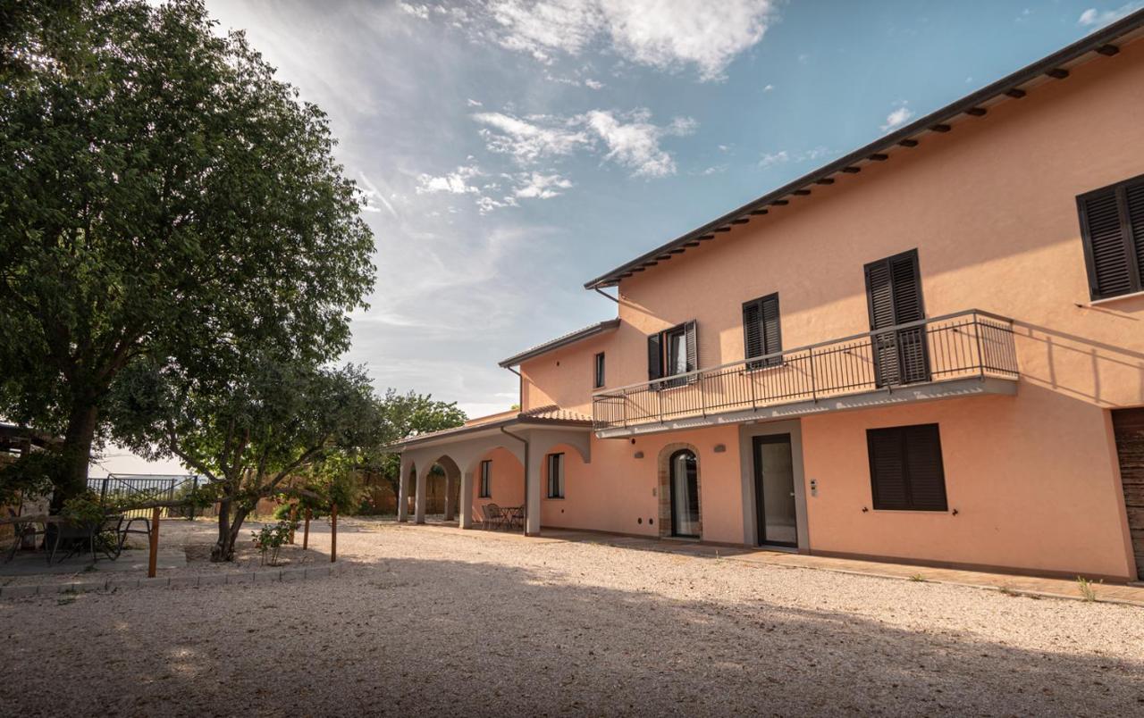 Assisium Appartamenti Bastia Umbra Exterior foto